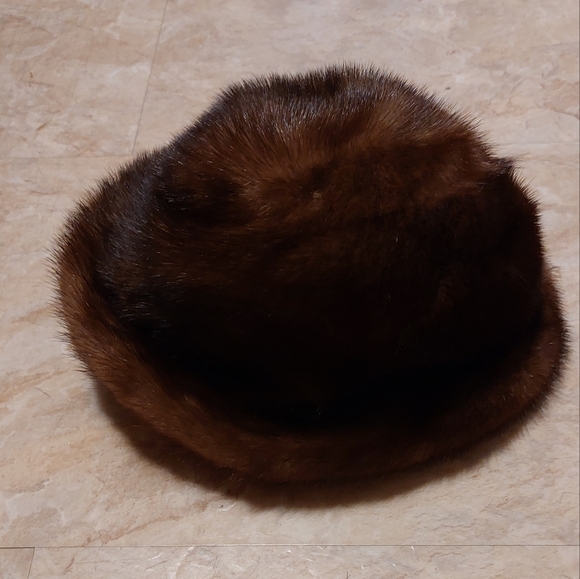 Vintage Dolores mink hat main image 5